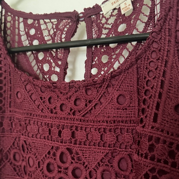 Skies Are Blue Burgundy Lace Blouse - Picture 7 of 10